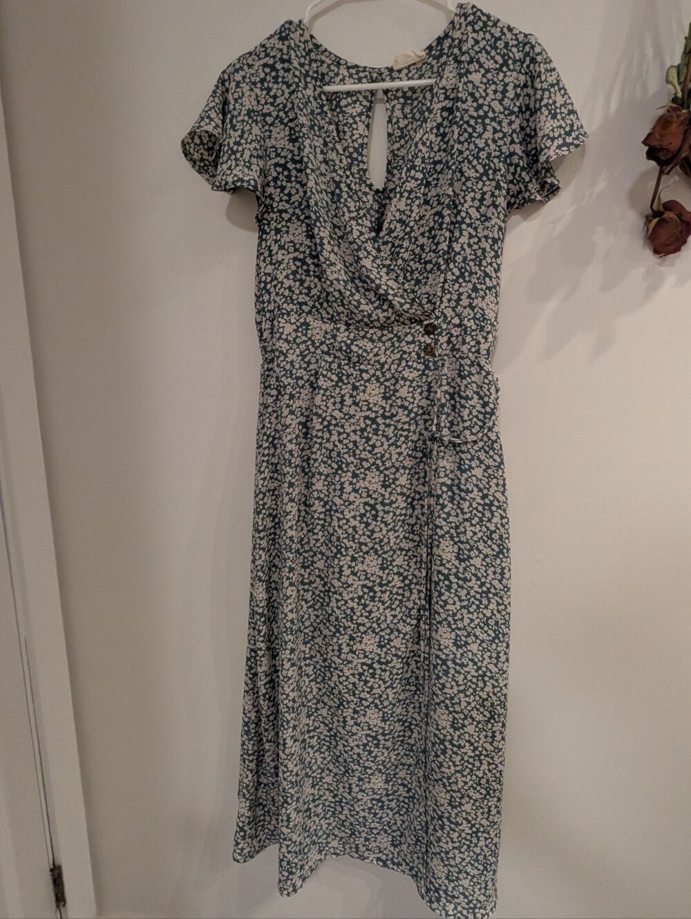 SIENNA SKY -   Floral Faux Wrap Midi Dress